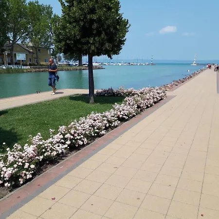 Kr Apartmán Siófok